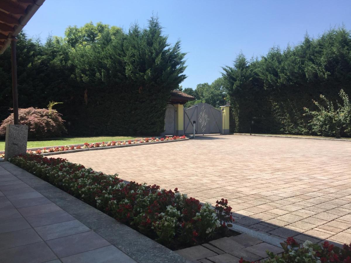 Villa Althea Ronago Exterior foto
