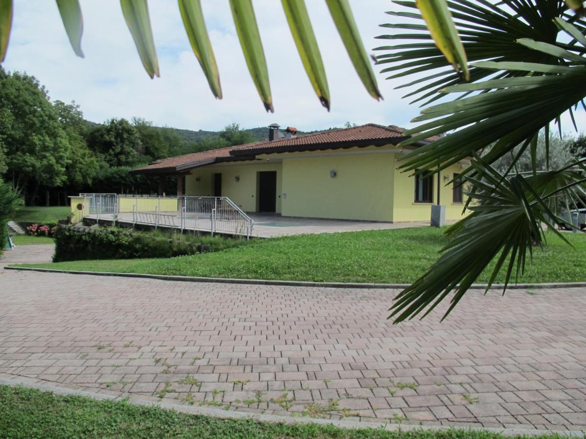 Villa Althea Ronago Exterior foto